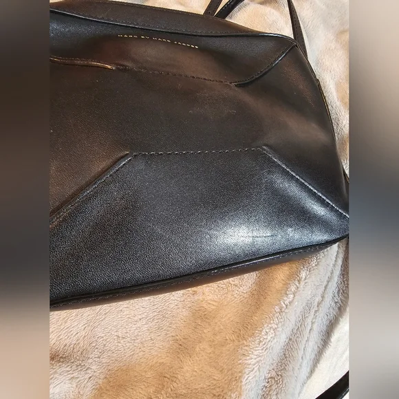 Marc Jacobs Hands Off Alex Black Leather Crossbody EUC - Picture 15 of 16